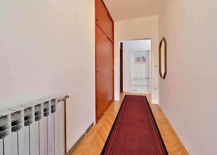 L.p.m. Apartamento *