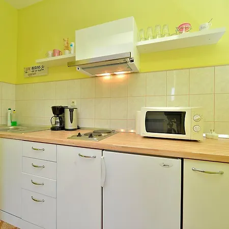 L.p.m. Apartamento *