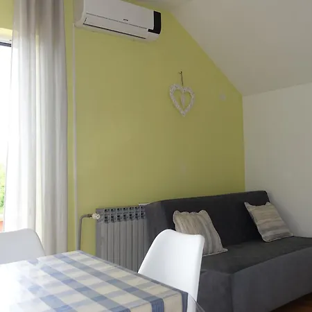 L.p.m. Apartman *